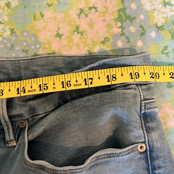 Good American | Good Legs Flare Denim Jeans Light Wash Plus Size 18 - Picture 10 of 12